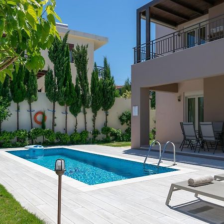 Aphrodite Adelianos Kampos Exterior foto